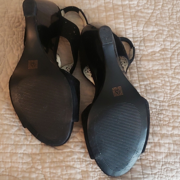 Anne Klein iflex shoes - Picture 8 of 9